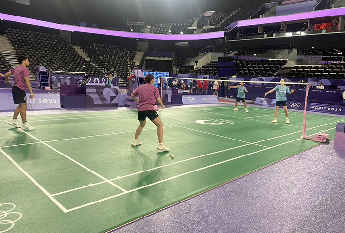 แบดมินตันไทยลงซ้อมทันทีเน้นปรับสภาพแวดล้อมและเวลาให้เข้ากับฝรั่งเศส แบดมินตันไทยลงซ้อมทันทีเน้นปรับสภาพแวดล้อมและเวลาให้เข้ากับฝรั่งเศส