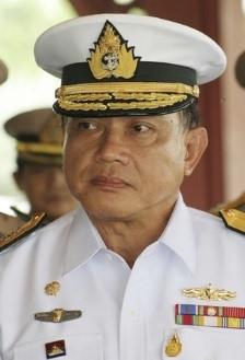 พลเรือเอก สุรศักดิ์ หรุ่นเริงรมย์