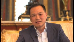 นายอนุทินชาญวีรกูล