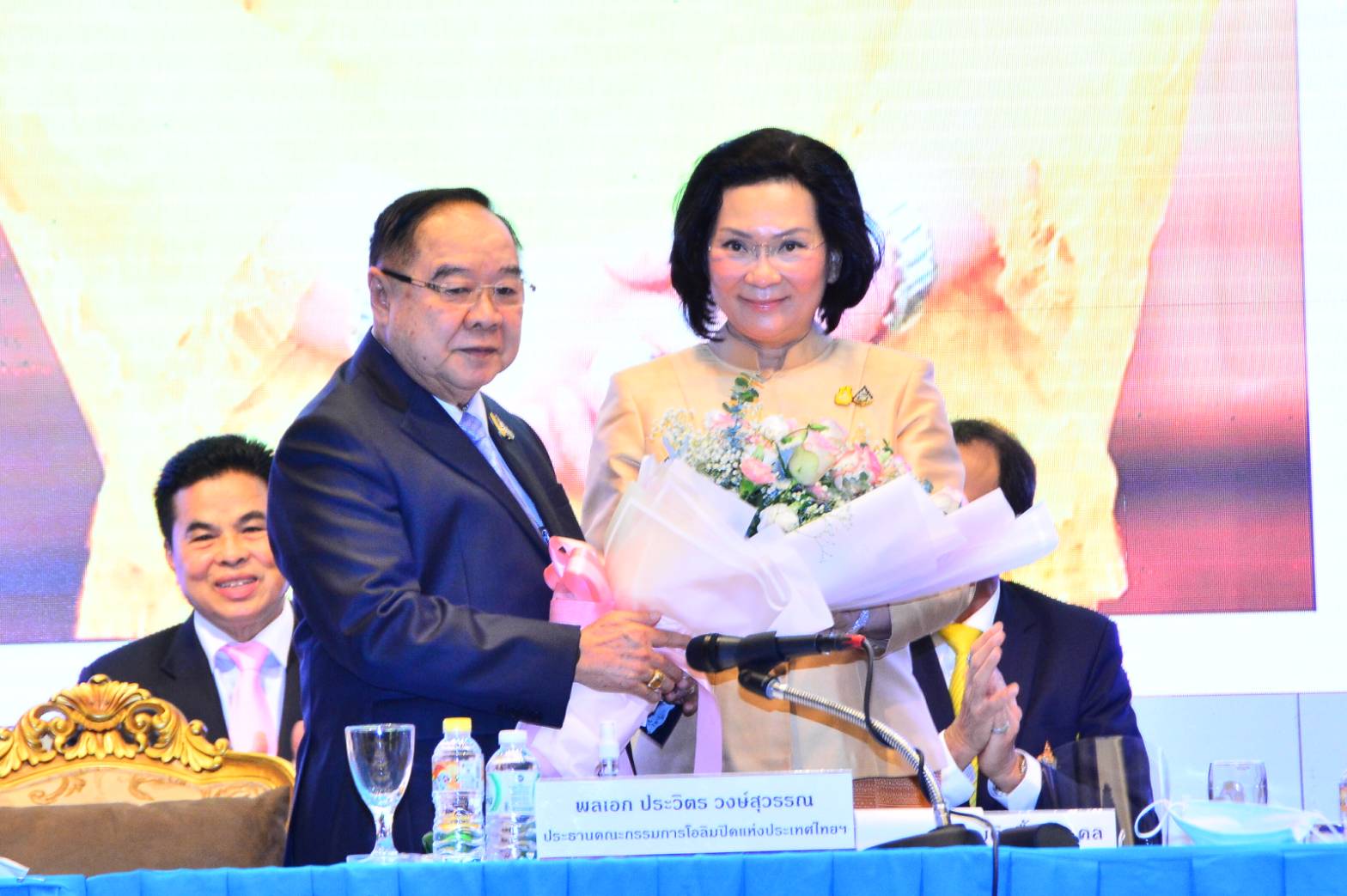  คุณหญิงปัทมา ลีสวัสดิ์ตระกูล กรรมการคณะกรรมการโอลิมปิกสากล (ไอโอซี) ที่ได้รับความไว้วางใจจากไอโอซี ให้ทำหน้าที่ ประธานคณะกรรมาธิการ วัฒนธรรม และมรดกโอลิมปิก (CULTURE AND OLYMPIC HERITAGE)