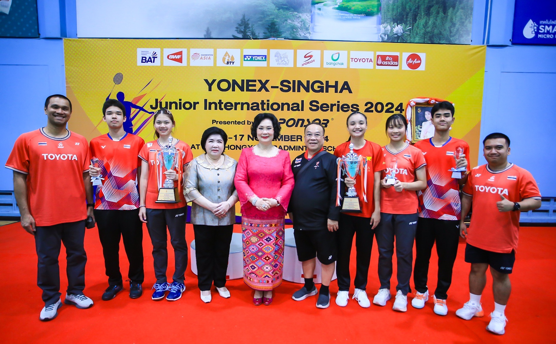 แบดมินตันเยาวชนไทยคว้า 3 แชมป์ศึกสิงห์ บีทีวาย จูเนียร์2024 แบดมินตันเยาวชนไทยคว้า 3 แชมป์ศึกสิงห์ บีทีวาย จูเนียร์2024