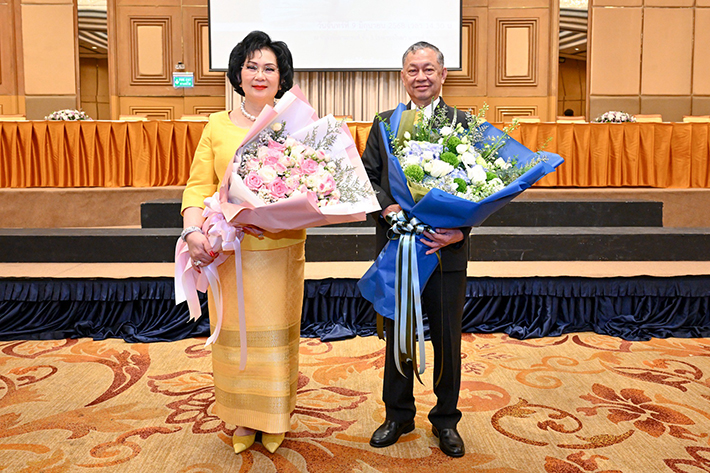 มติเอกฉันท์! พล.อ.อ.มณฑล นั่งนายกสมาคมกีฬาแบดมินตัน คนใหม่ มติเอกฉันท์! พล.อ.อ.มณฑล นั่งนายกสมาคมกีฬาแบดมินตัน คนใหม่