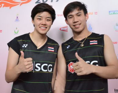ร่วมเชียร์ บาส-ปอป้อ ในรอบชิงชนะเลิศ "โอยูอี สิงคโปร์ โอเพ่น 2017" วันนี้ 16 เมษายน 60