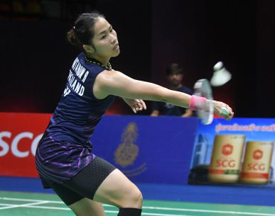 "เมย์" รัชนก ผ่านเข้าชิงชนะเลิศ Denmark Open 2017