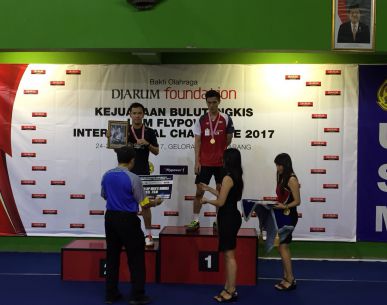 สิทธิคมน์ ธรรมศิลป์ คว้ารองชนะเลิศ USM Flypower Indonesia International Challenge 2017