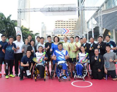 แบดมินตันสาธิตกีฬาใน Sports Festival 2018