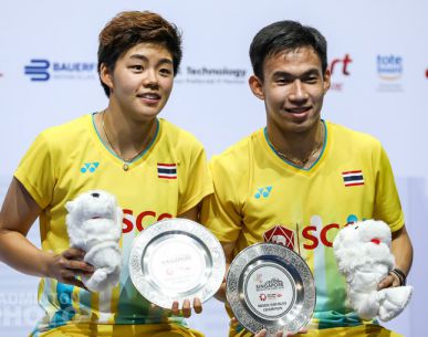 คุณหญิงปัทมา ชื่นชม “บาส-ปอป้อ” คว้าแชมป์แรกของปีนี้ได้ ในรายการสิงคโปร์โอเพ่น 500 เป็นของขวัญวันครอบครัวให้คนไทย