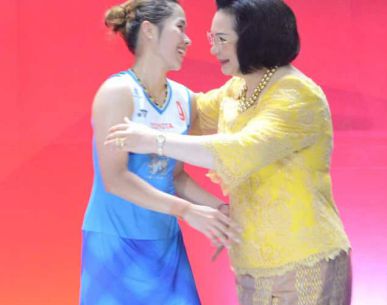 "โยเน็กซ์ ซันไรส์ ฮ่องกง โอเพ่น 2019" รอบรองชนะเลิศ
