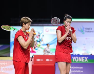 ปอป้อ-เอิร์ธ ควง ศุภนิดา ทะลุรอบสองขนไก่โยเน็กซ์ ไทยแลนด์ โอเพ่น