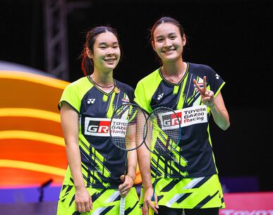"อันนา-มูนา" ตบดาวรุ่งจีน 2 เกมรวดลิ่วชิงขนไกไทยแลนด์ มาสเตอร์ส