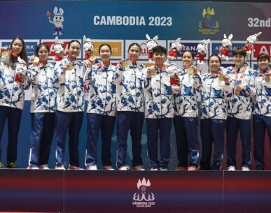 แบดมินตันหญิงของไทย เอาชนะ อินโดนีเซีย คว้าเหรียญทองทีมหญิงซีเกมส์สมัยที่ 9