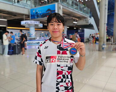 ศุภนิดา เดินทางกลับถึงเมืองไทย หลังคว้าแชมป์แบดมินตันเวิลด์ทัวร์แรก ศึกยูเอส โอเพ่น