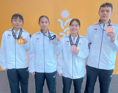 "หนูแหวน" สุดแกร่ง! เฉือน "รวงข้าว" เพื่อนร่วมชาติ ซิวทองแบดมินตันเอเชียน ยูธ เกมส์